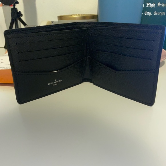 Louis Vuitton man wallet - Picture 3 of 4